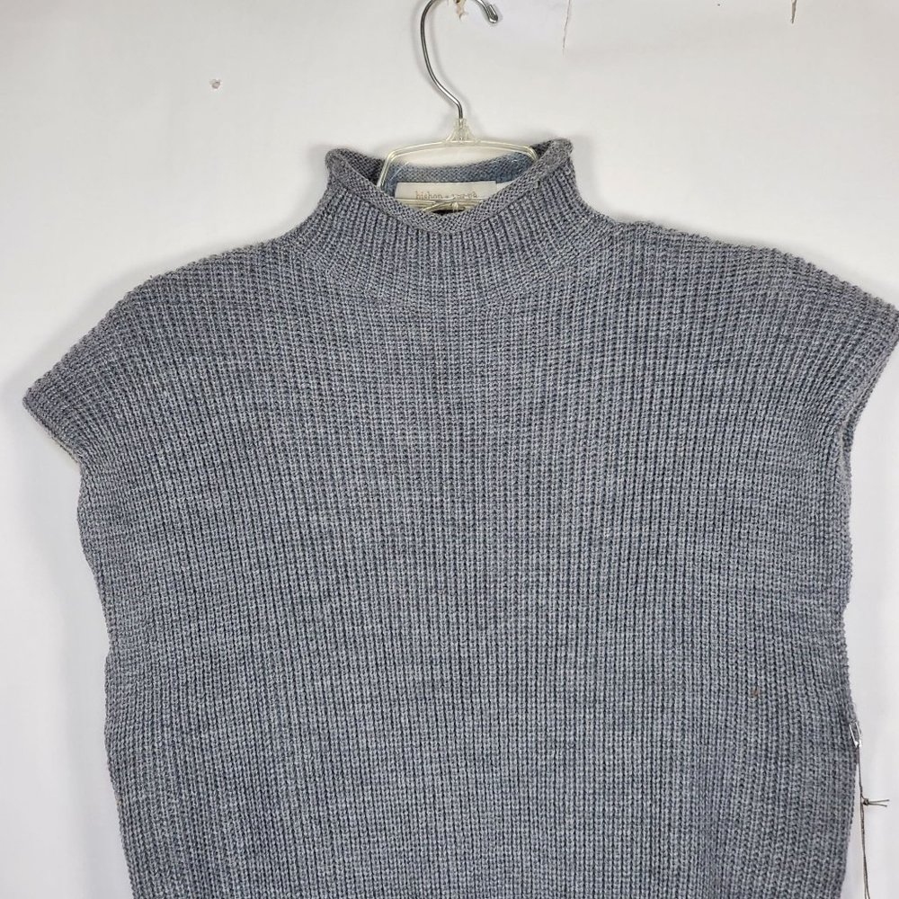 Bishop + Young Womens sweater sz L Max Shoulder Pad Gray NWT - Picture 6 of 10